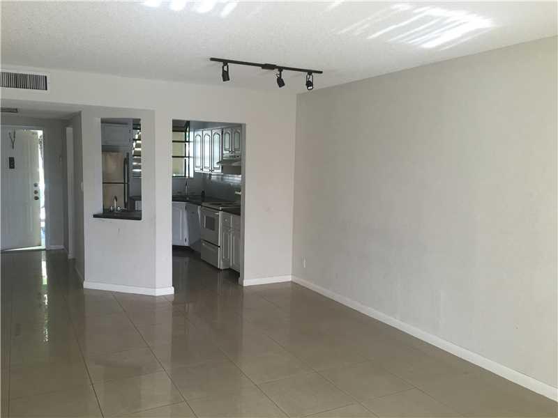 Villas At Meadow Lakes - Residential Lease