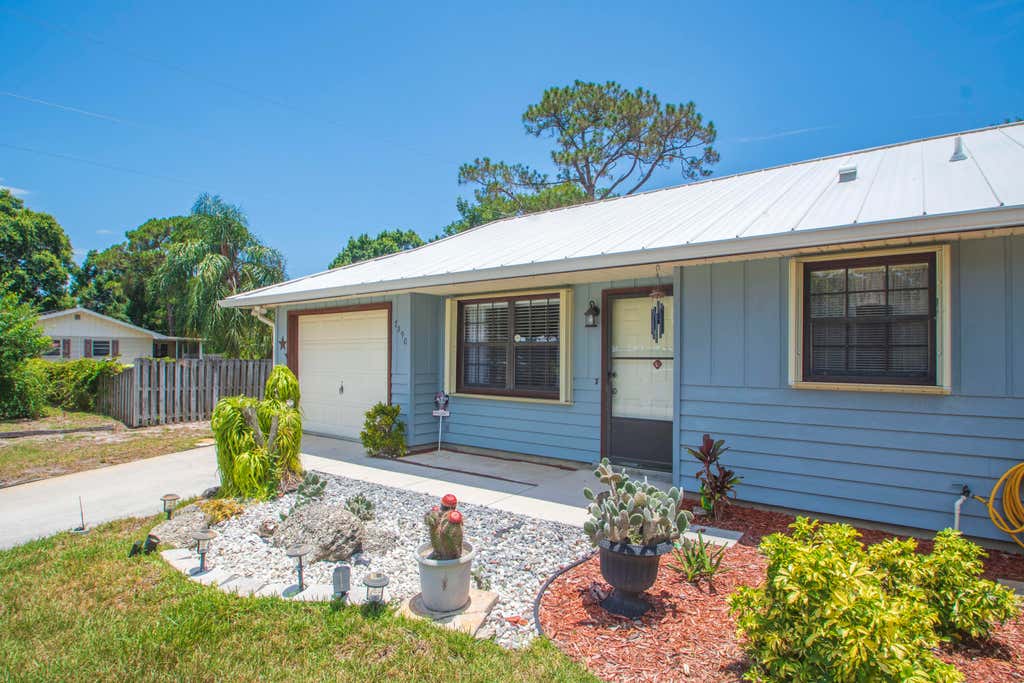 Photo of 7590 58TH Court, Vero Beach, FL 32967 (MLS # B26060742)