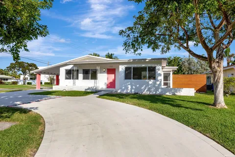 712 NE 25 Ave, Pompano Beach, FL 33062 - MLS#: F10484179
