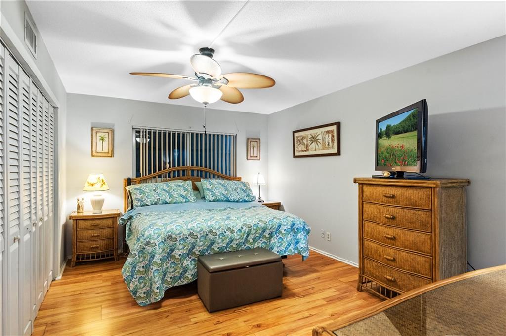 Village Royale - Residential