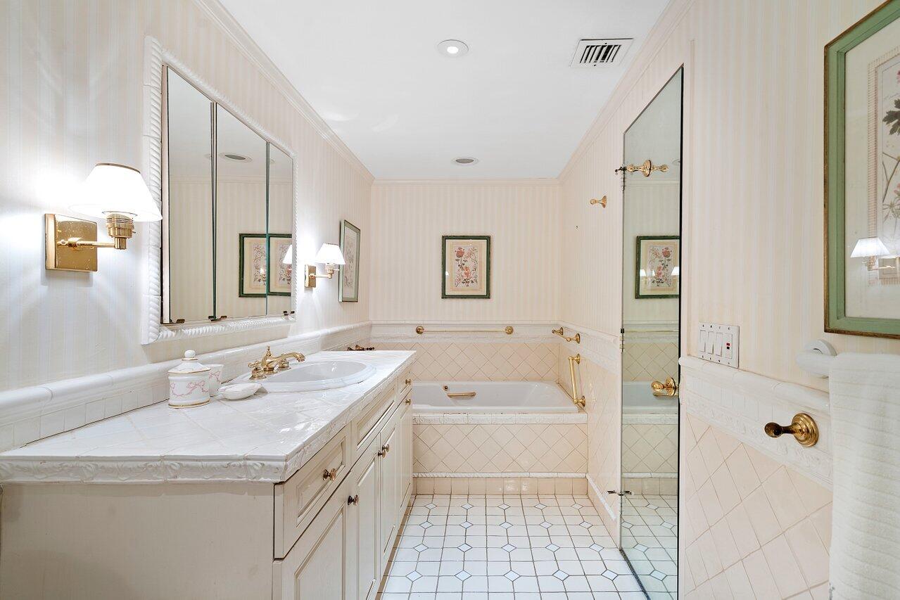 SUN AND SURF ONE HUNDRED - Residential