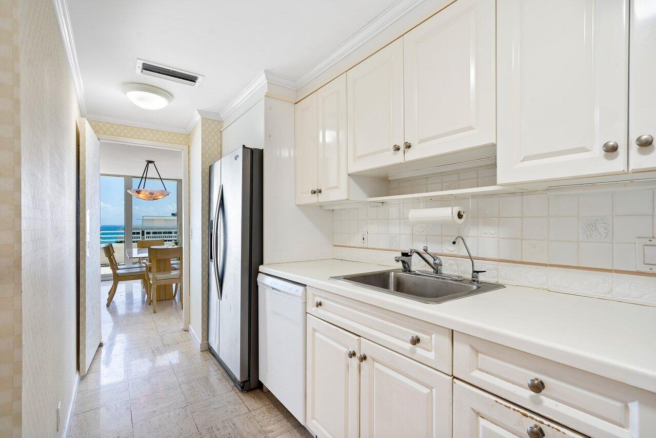 SUN AND SURF ONE HUNDRED - Residential