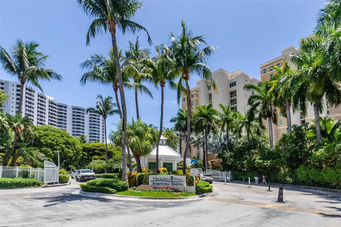 Aventura Marina - Residential