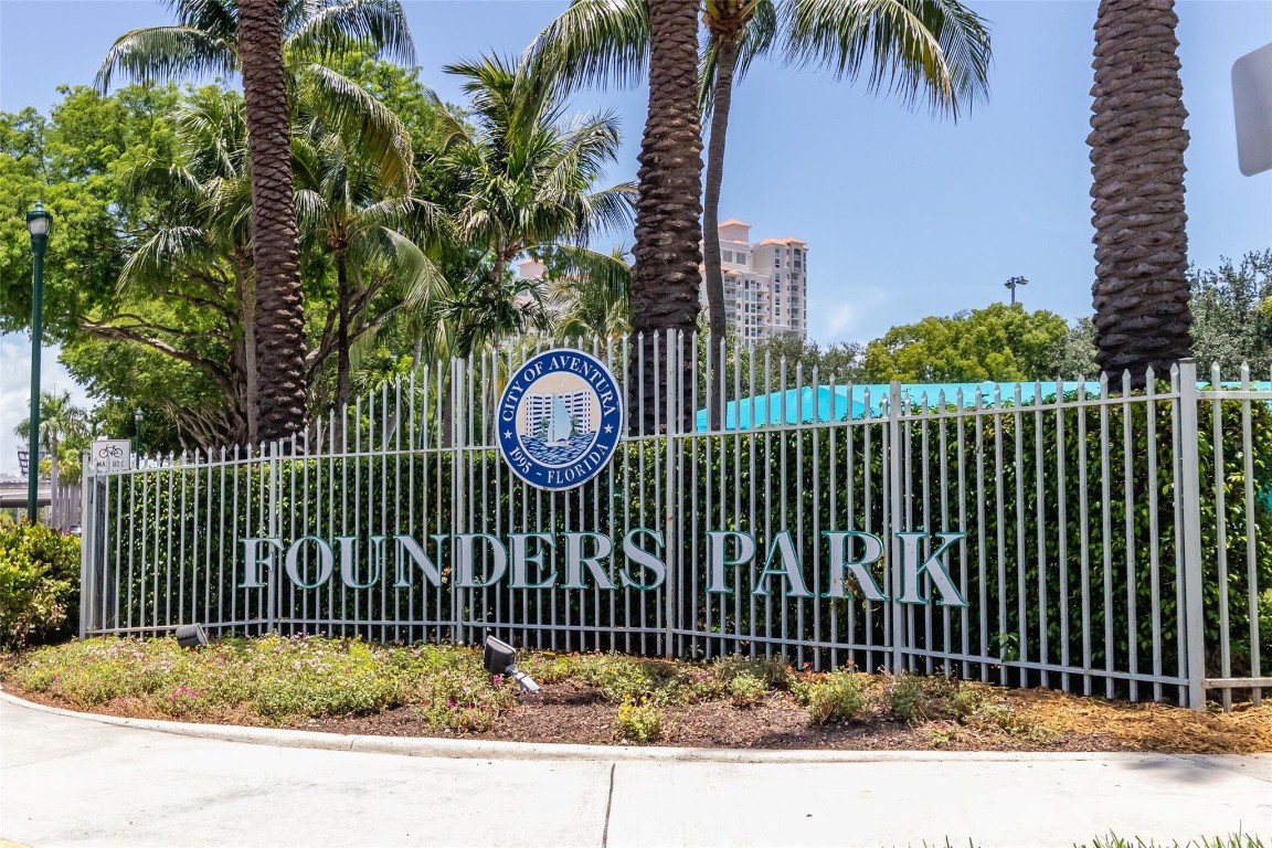 Aventura Marina - Residential