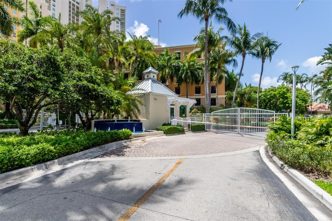 Aventura Marina - Residential