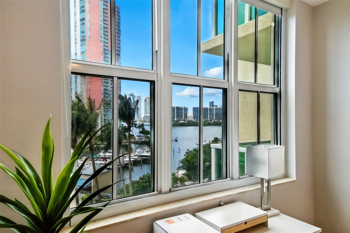 Aventura Marina - Residential
