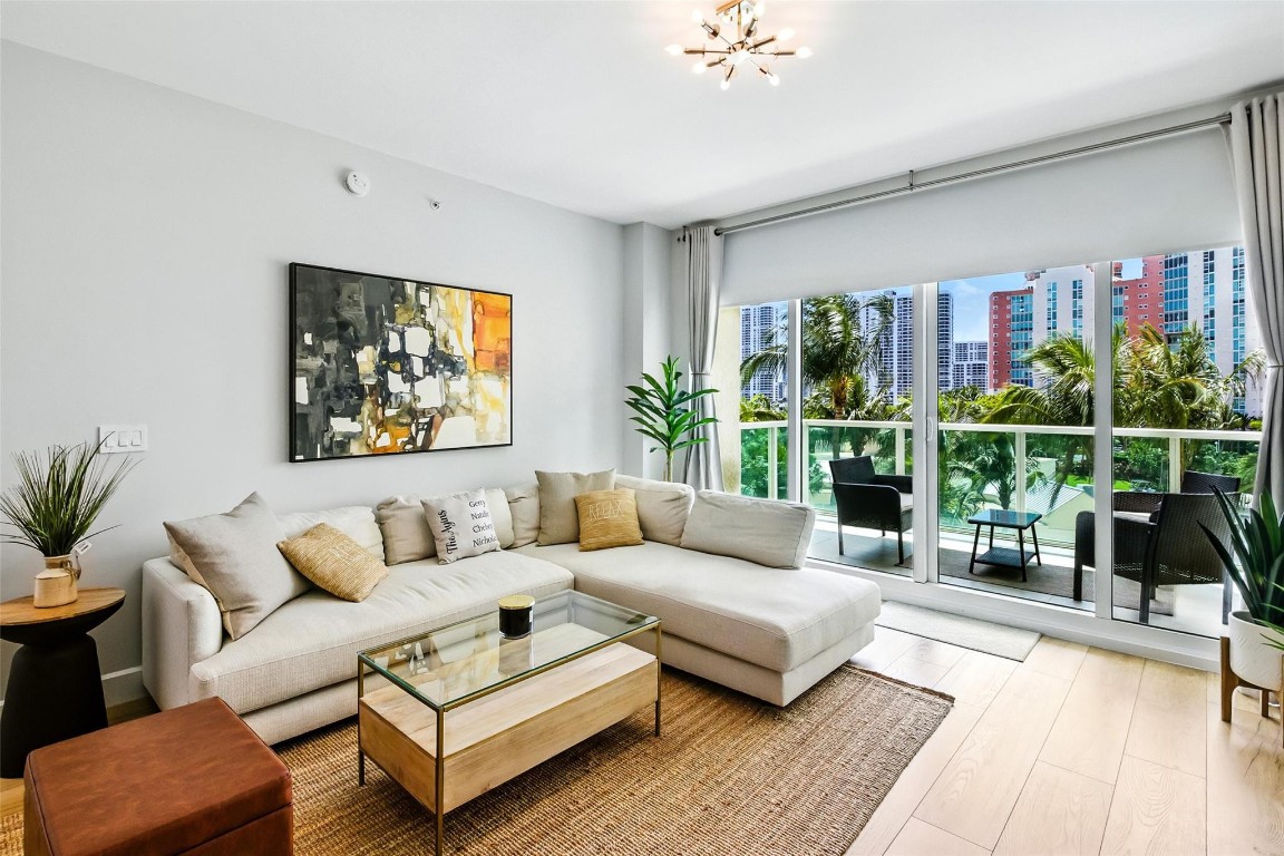 Aventura Marina - Residential