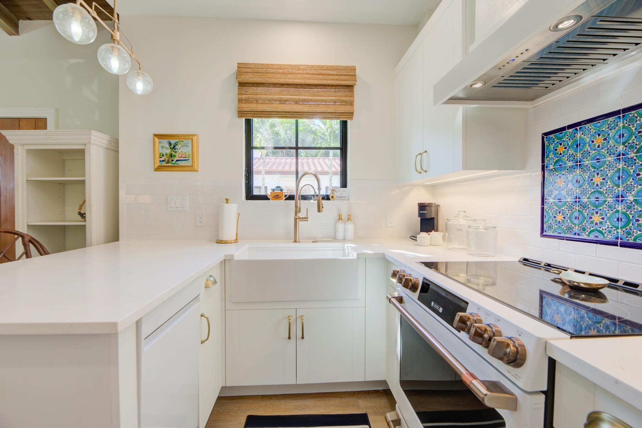DELRAY TOWN OF - Residential Lease