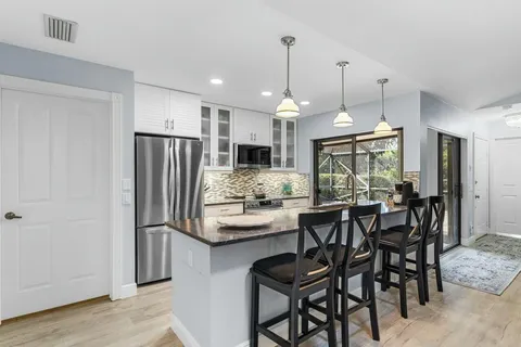 6214 SE Monticello Terrace, Hobe Sound, FL MLS: R11060305