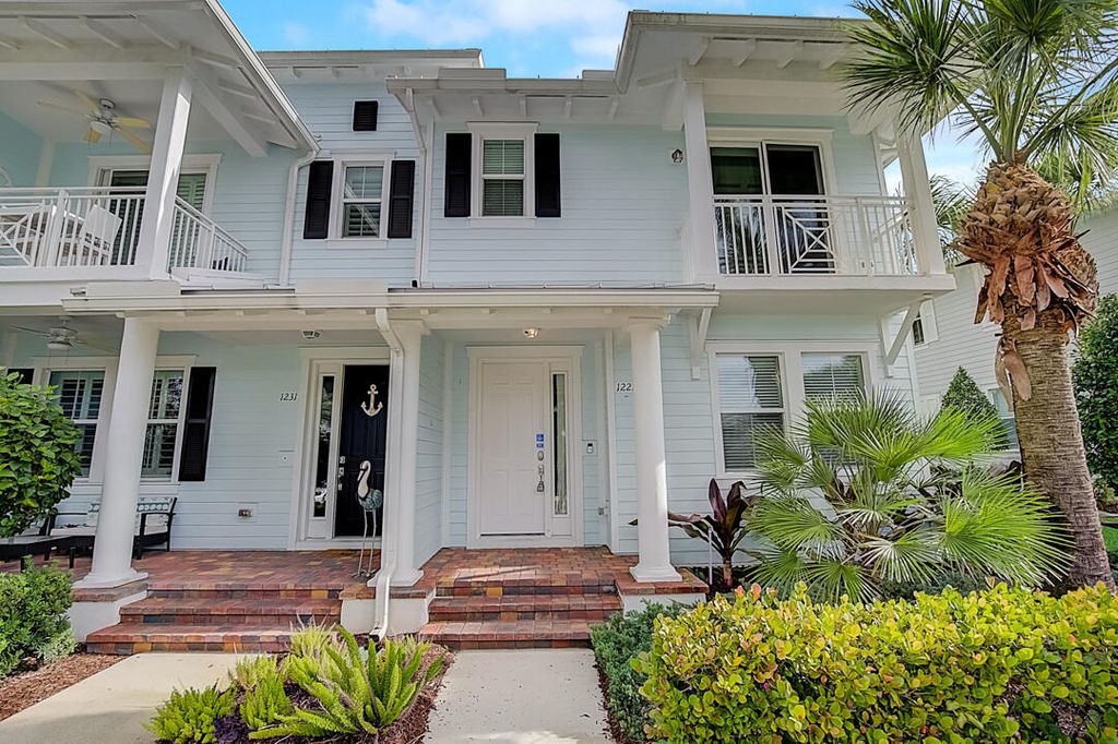 Photo of 1227 N Community Drive, Jupiter, FL 33458 (MLS # R10777459)