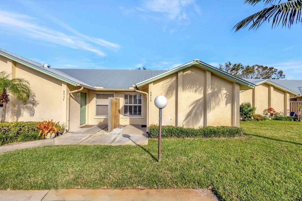 Photo of 8959 SE Hobe Ridge Avenue, Hobe Sound, FL 33455 (MLS # R11051408)