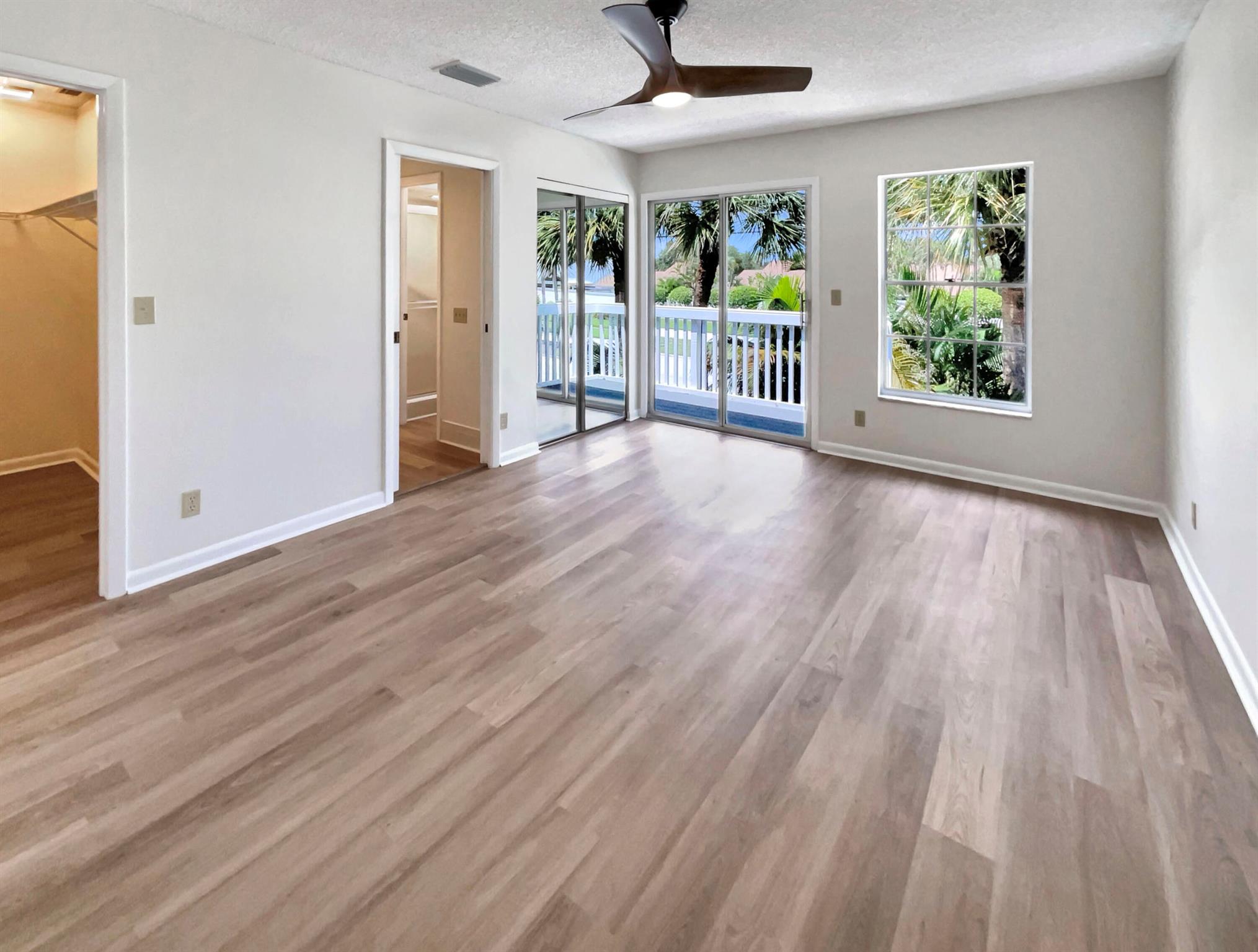 1409 Ocean Dunes Circle