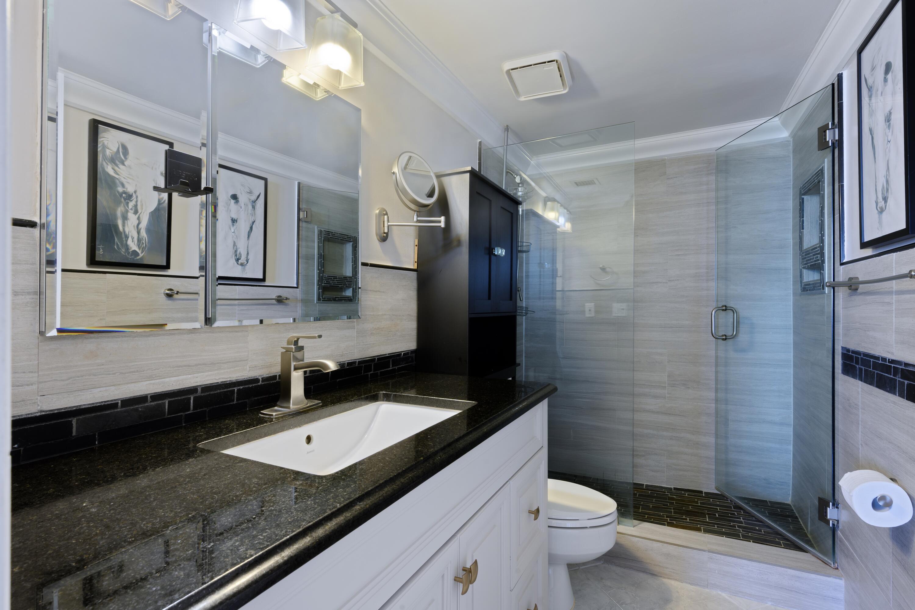 PALM BEACH HOUSE CONDO - Residential