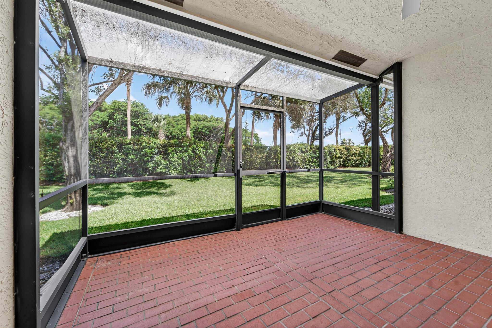 TUSCANY BAY - Residential