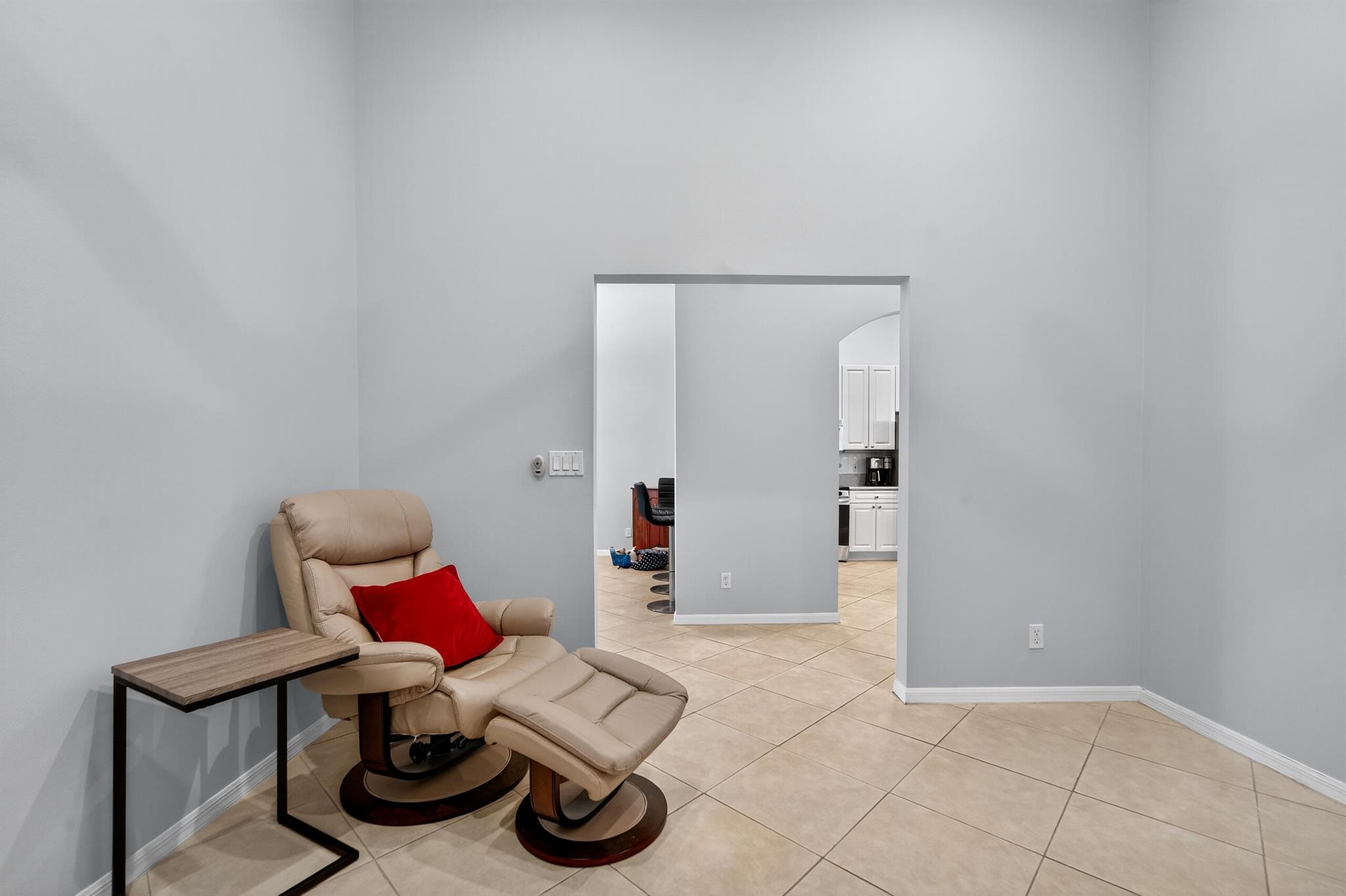 TUSCANY BAY - Residential