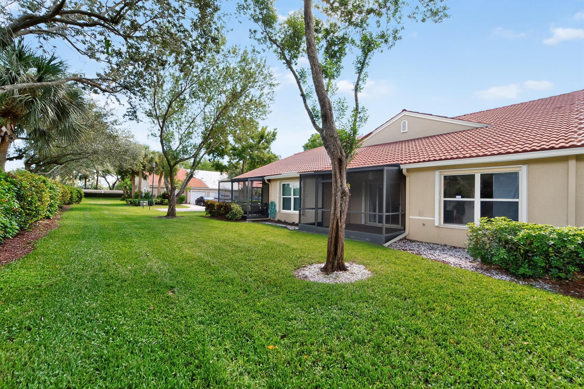 TUSCANY BAY - Residential