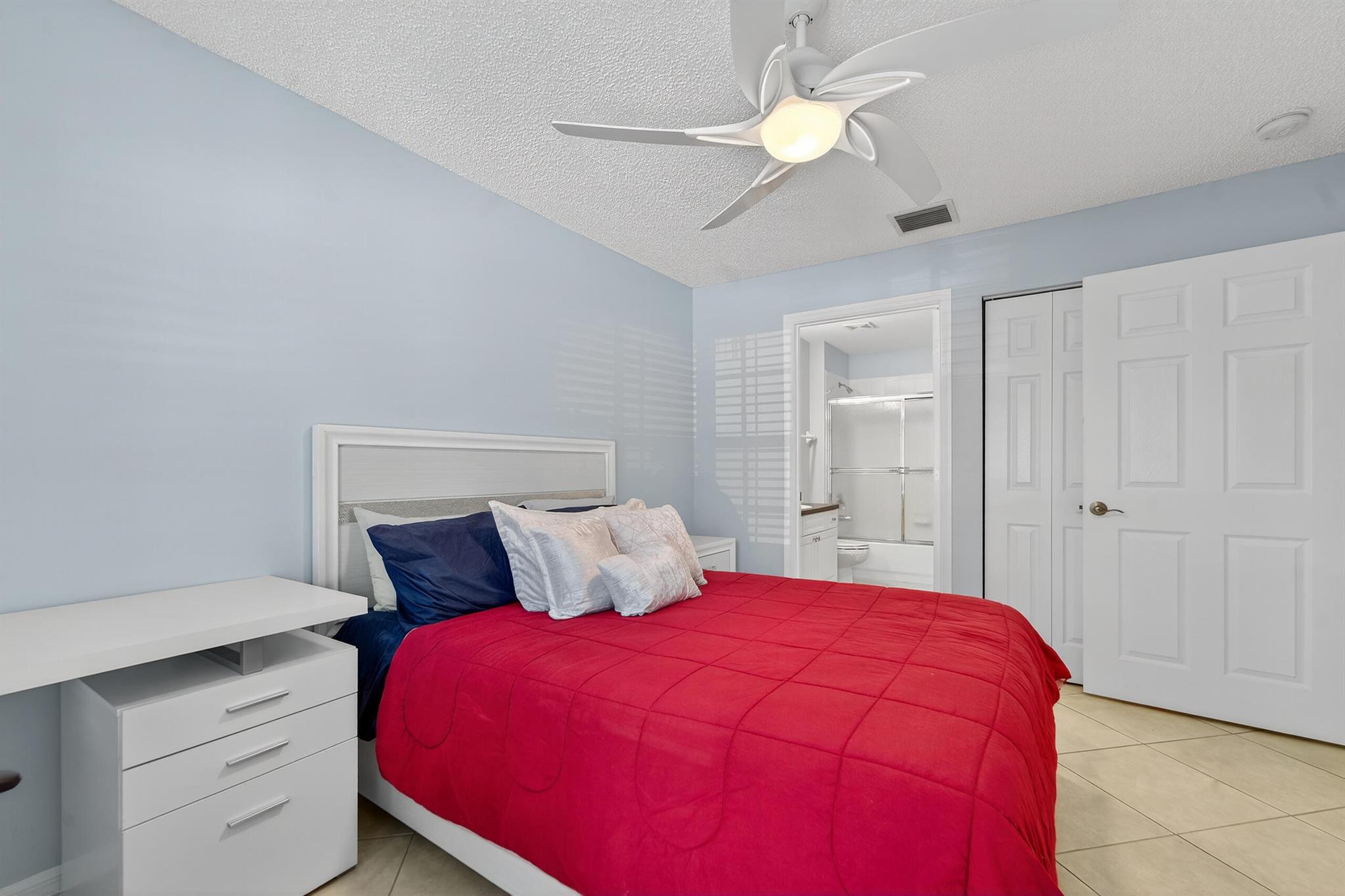 TUSCANY BAY - Residential