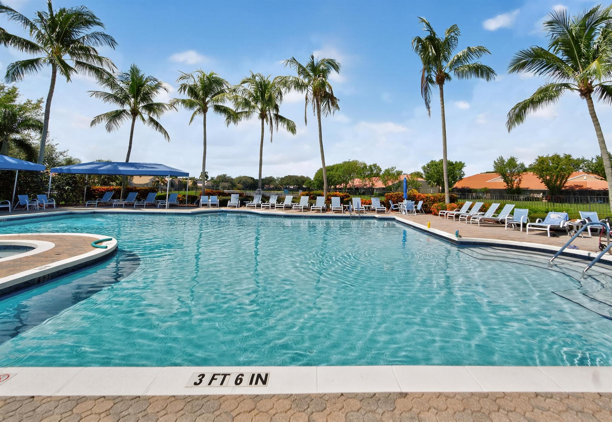 TUSCANY BAY - Residential