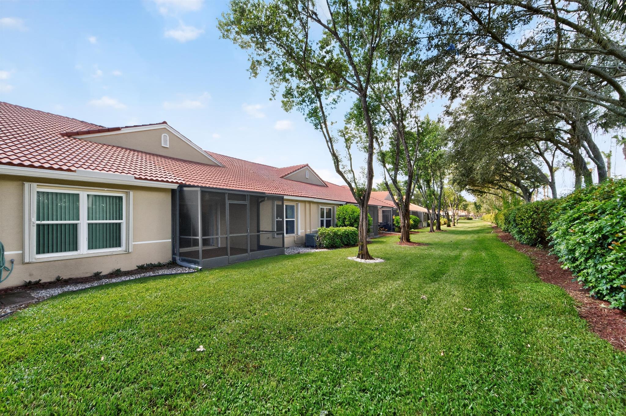 TUSCANY BAY - Residential