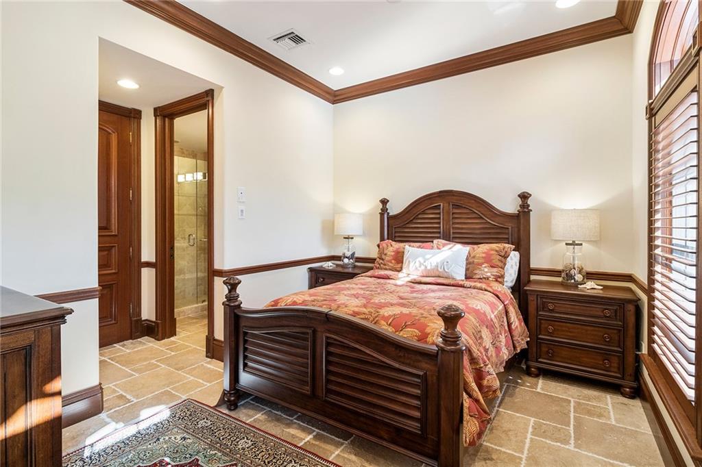 RIO VISTA ISLES - Residential