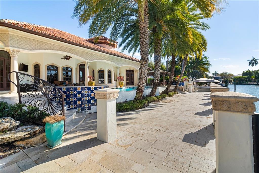 RIO VISTA ISLES - Residential