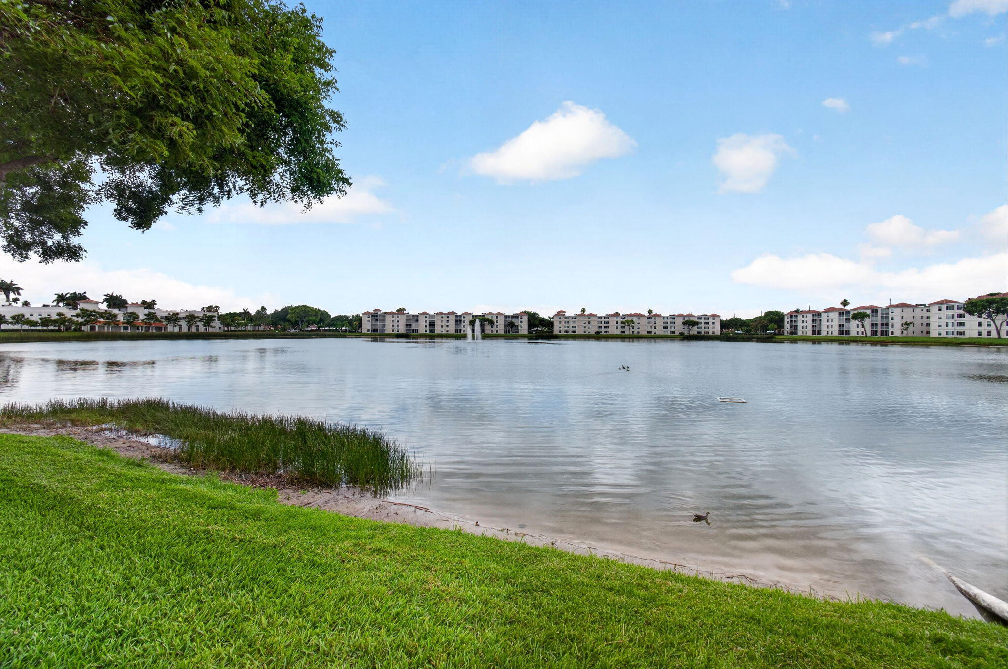 HUNTINGTON POINTE - Residential
