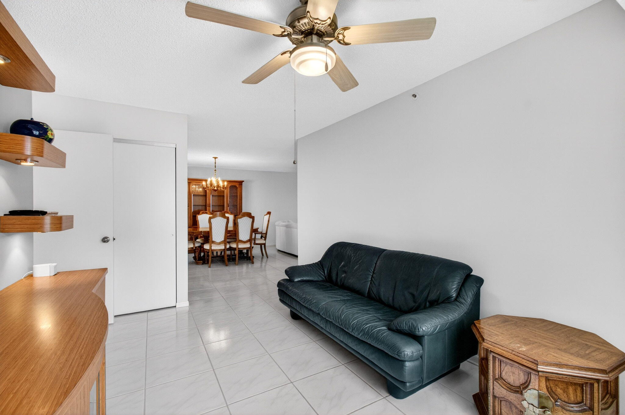 HUNTINGTON POINTE - Residential