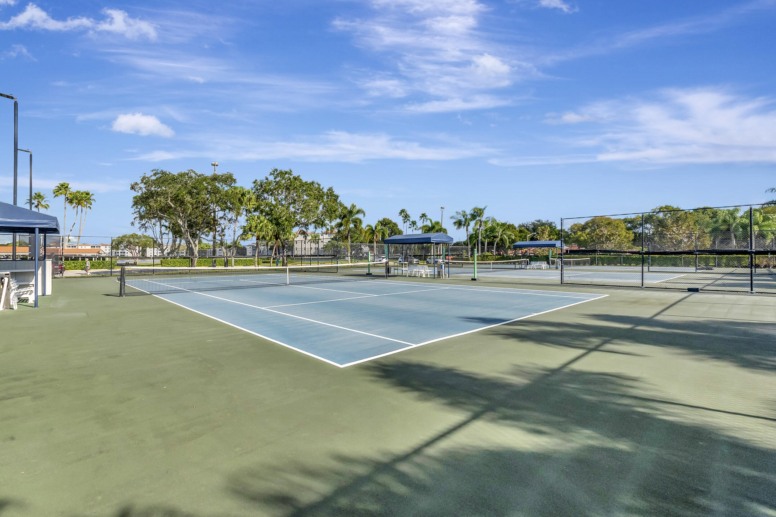 HUNTINGTON POINTE - Residential