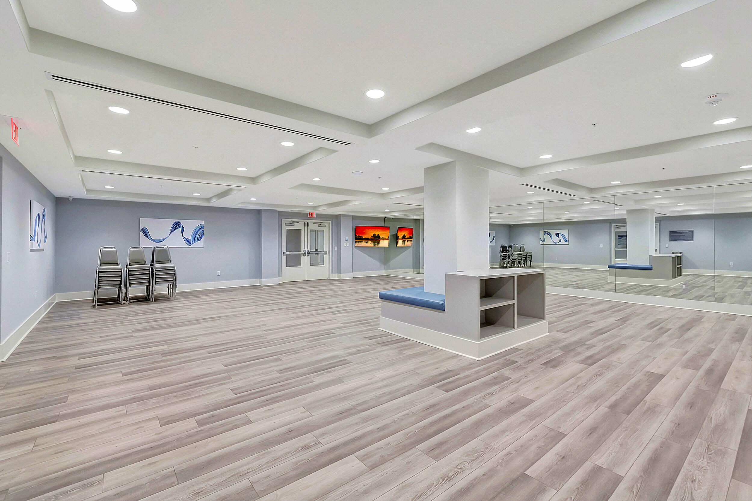 HUNTINGTON POINTE - Residential