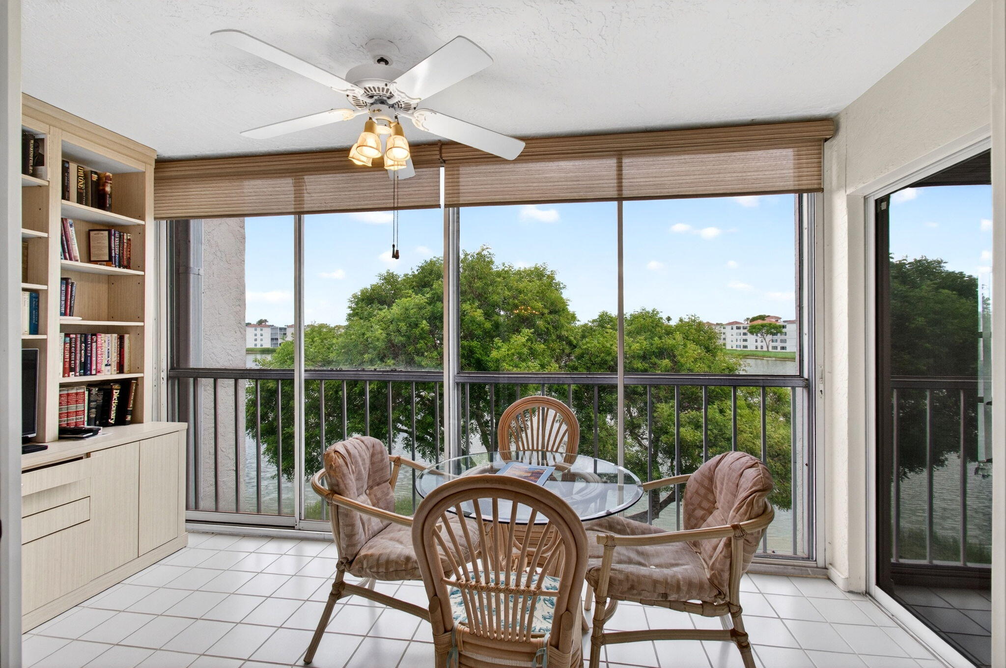 HUNTINGTON POINTE - Residential