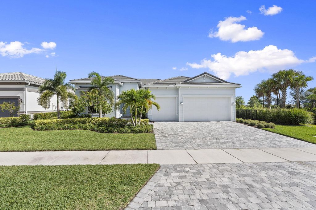 Photo of 10888 Stellar Circle, Palm Beach Gardens, FL 33412 (MLS # R11137745)