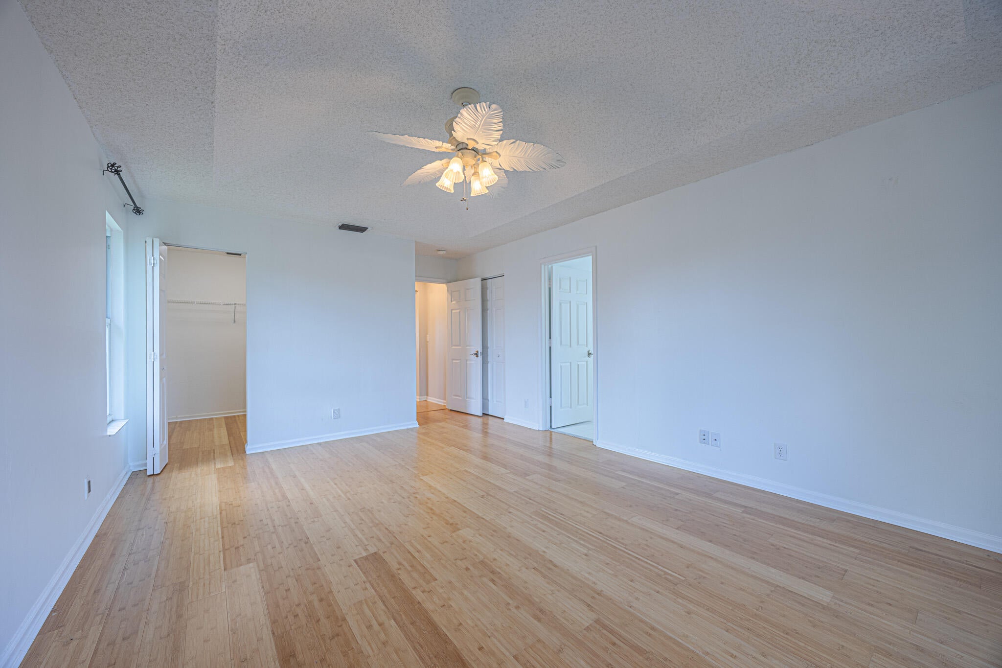 Properties 1848 Capeside Circle