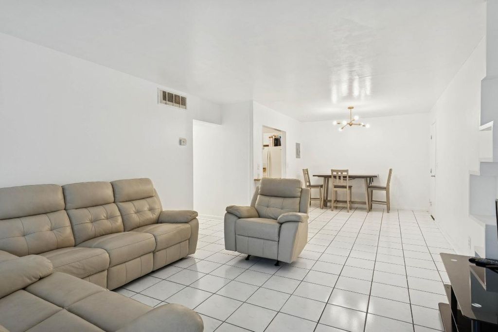 Photo of 9930 Pineapple Tree Drive #112, Boynton Beach, FL 33436 (MLS # R11157427)