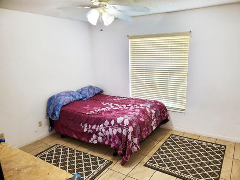 Tiny photo for 4195 Lucerne Villas Lane, Lake Worth, FL 33467 (MLS # R11151037)