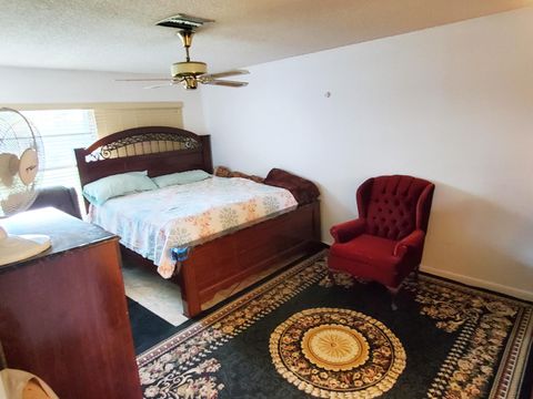 Tiny photo for 4195 Lucerne Villas Lane, Lake Worth, FL 33467 (MLS # R11151037)