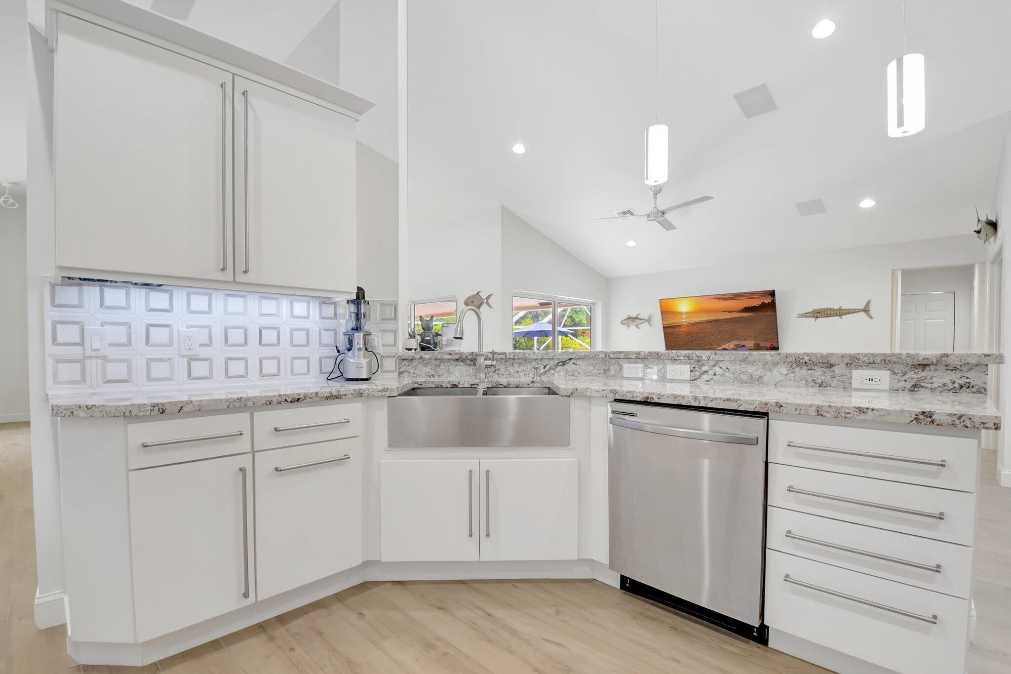 5977 Wedgewood Village Circle