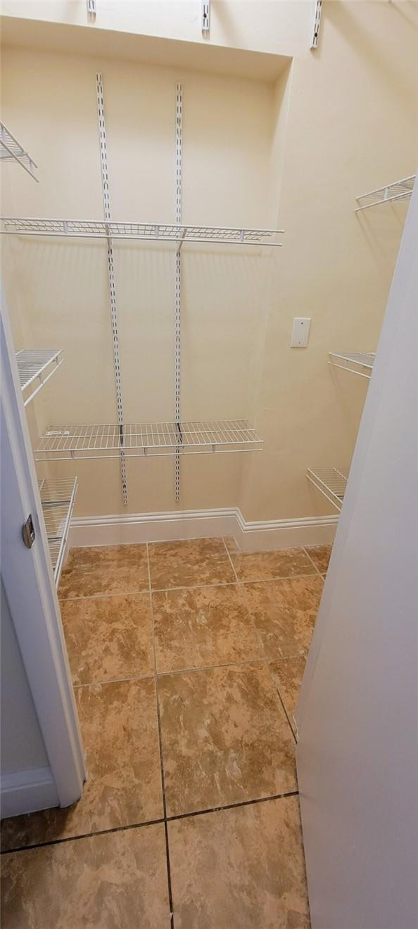 Greyknoll - Residential Lease