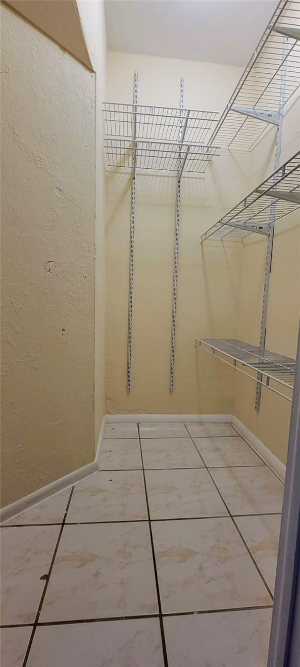 Greyknoll - Residential Lease