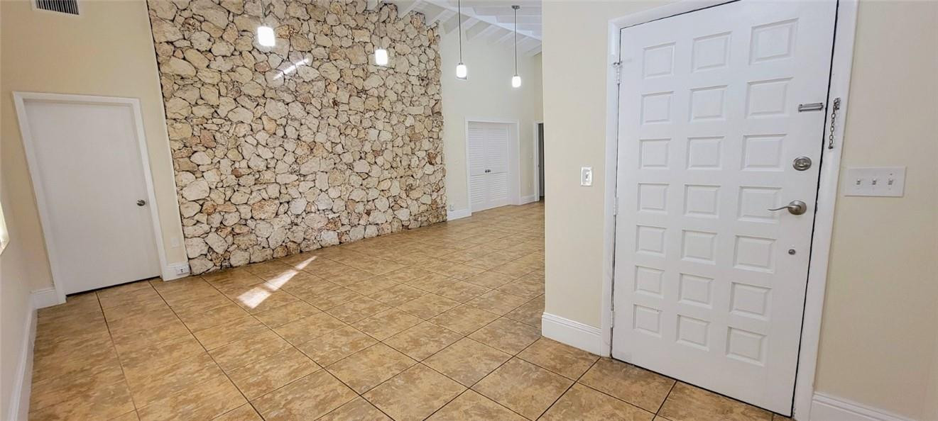 Greyknoll - Residential Lease