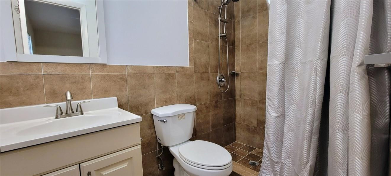 Greyknoll - Residential Lease