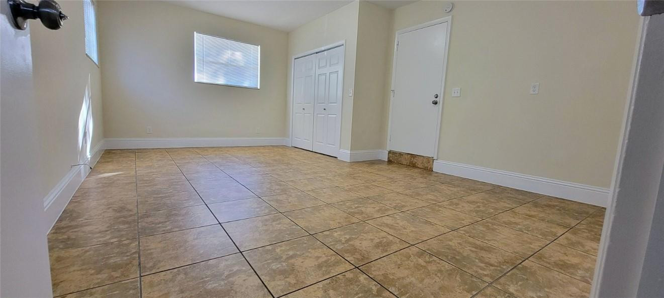 Greyknoll - Residential Lease