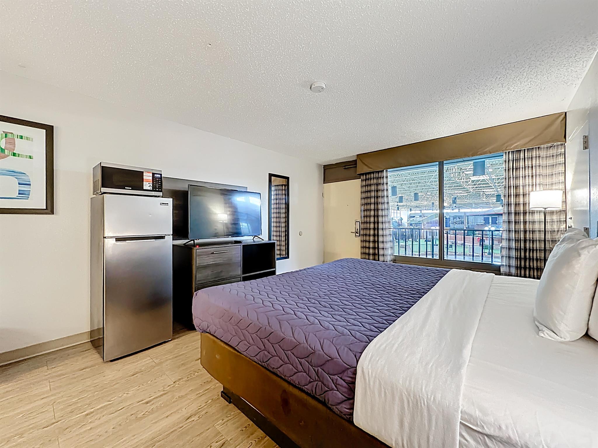 Stayable Suites - Residential Lease