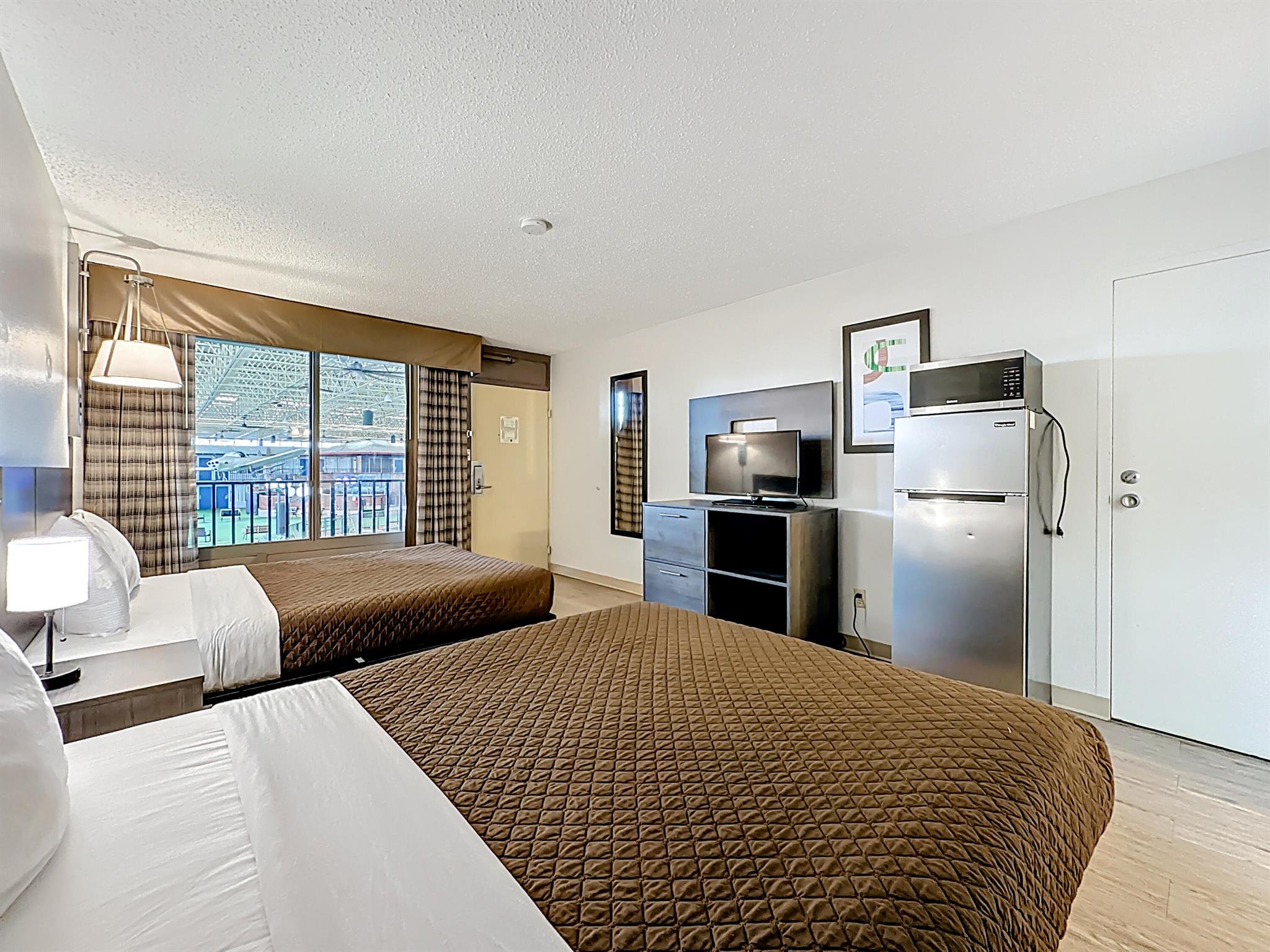 Stayable Suites - Residential Lease