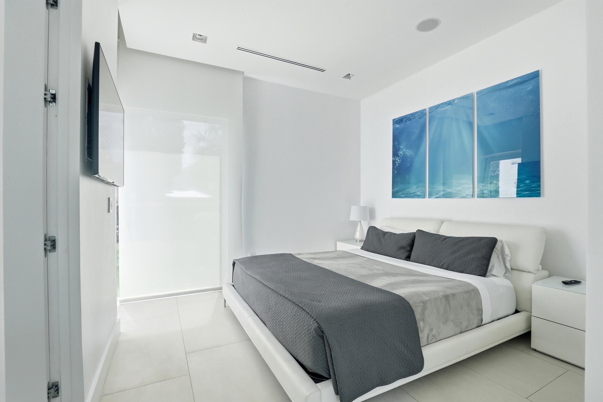 LAUDERDALE BEACH - Residential