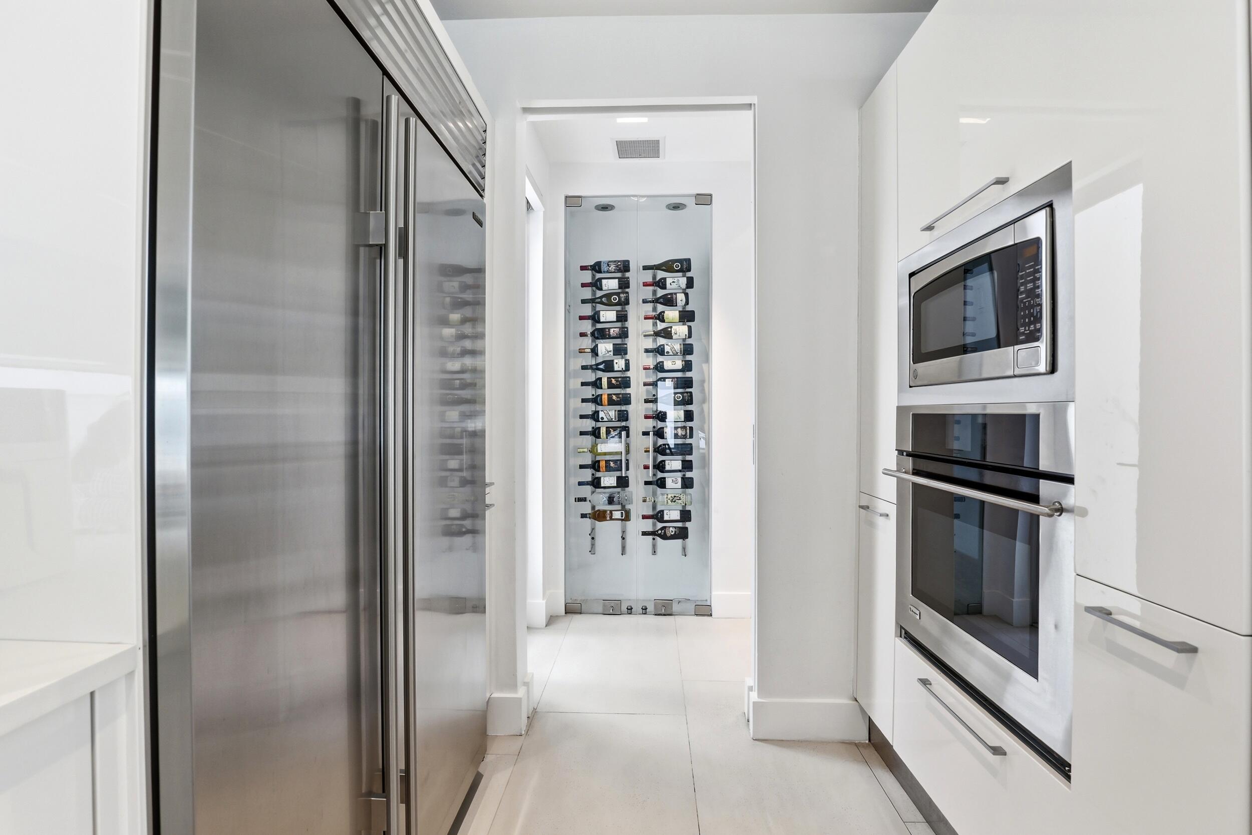 LAUDERDALE BEACH - Residential