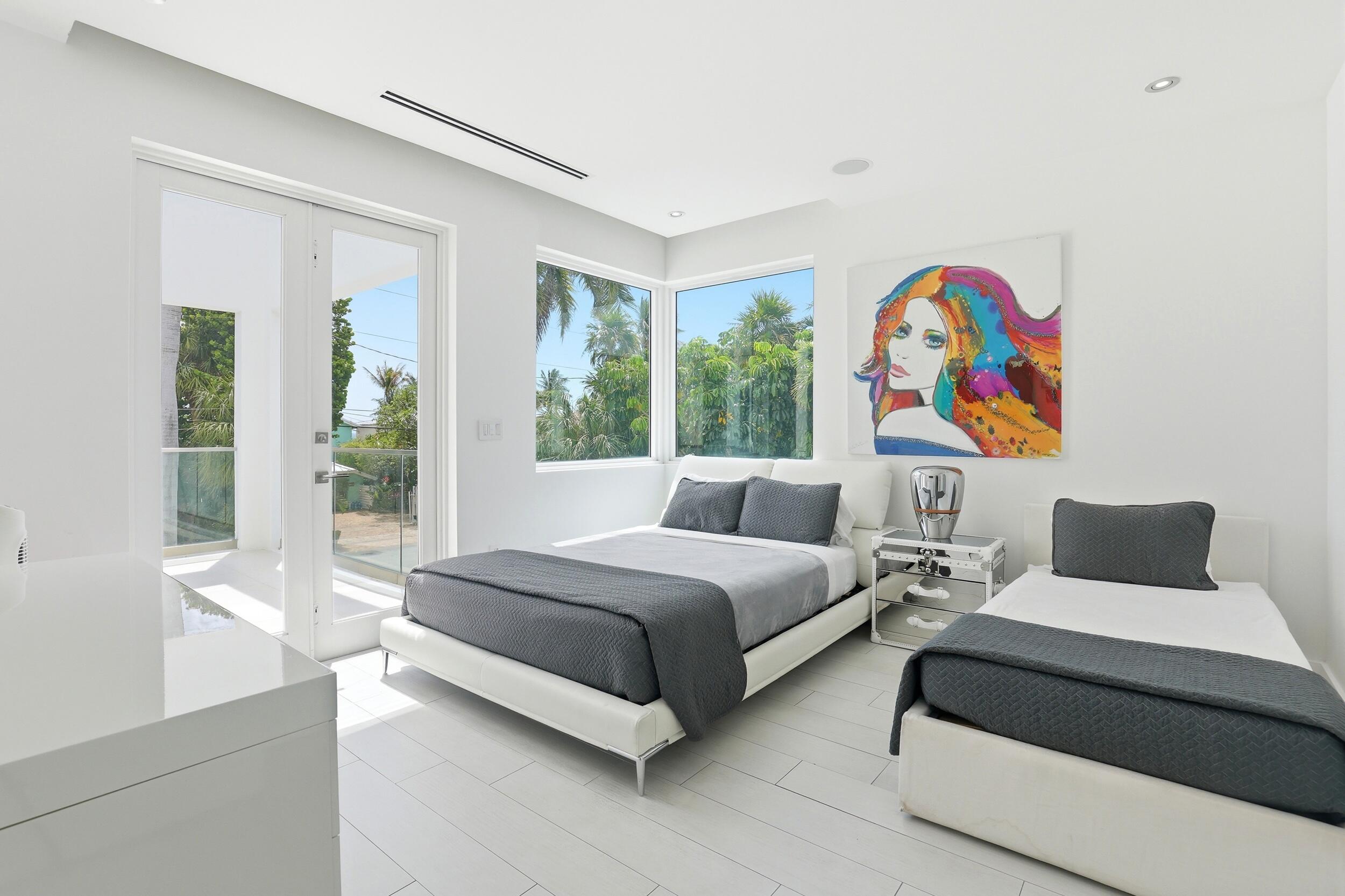 LAUDERDALE BEACH - Residential