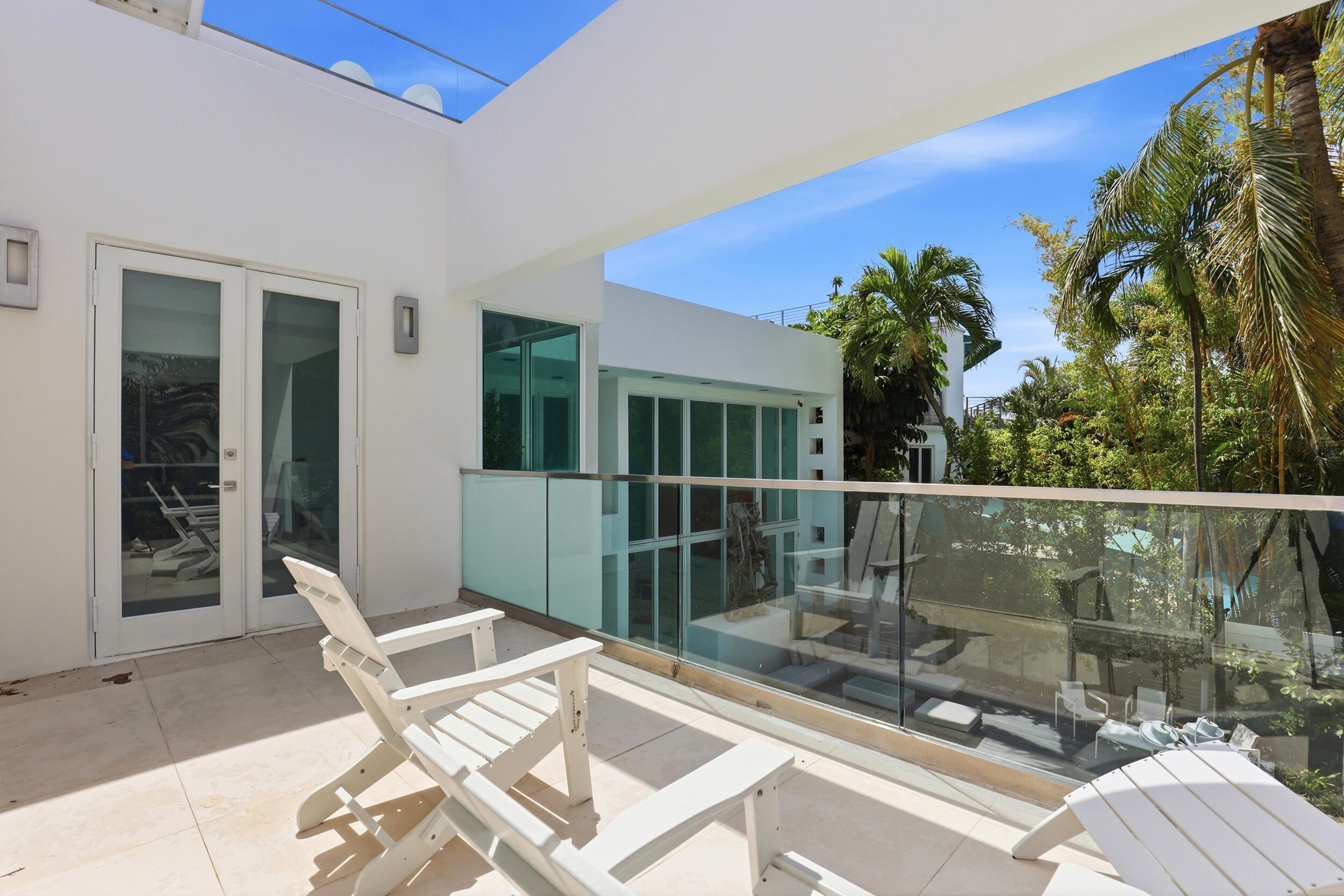 LAUDERDALE BEACH - Residential