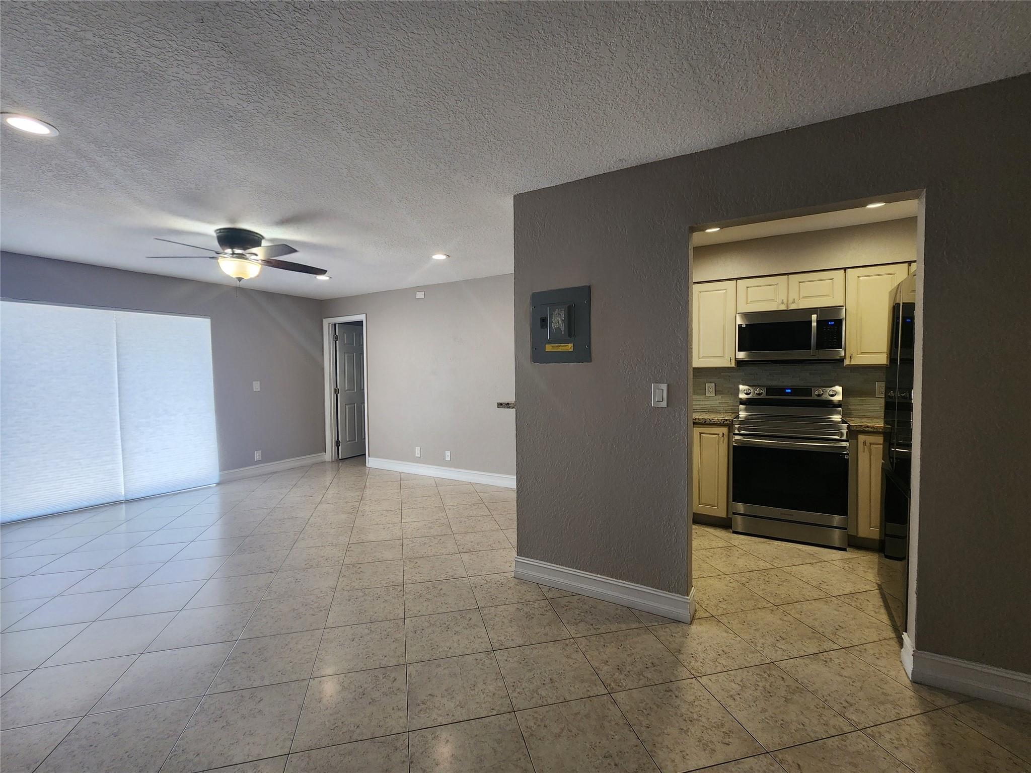 501 SE 8th St 210