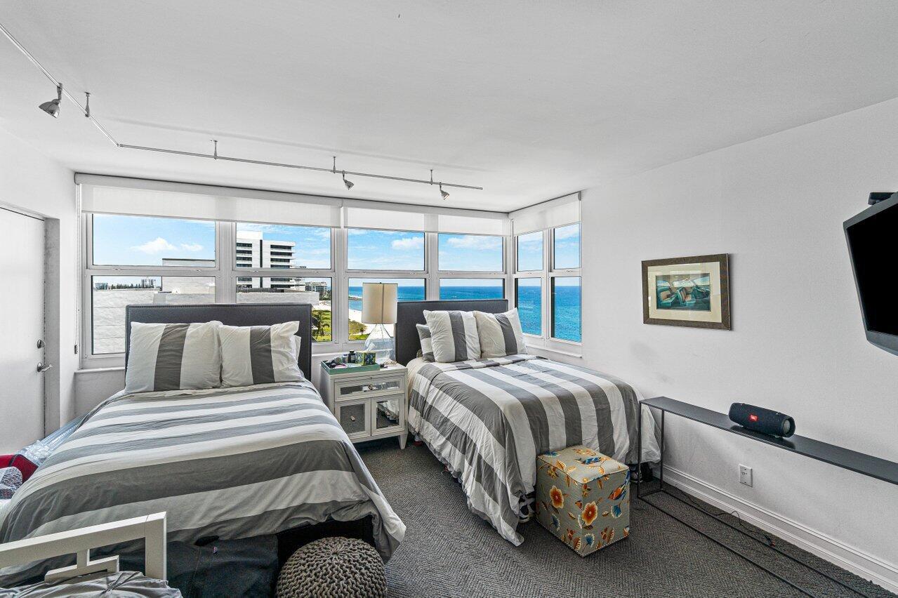 WHITEHALL - Residential