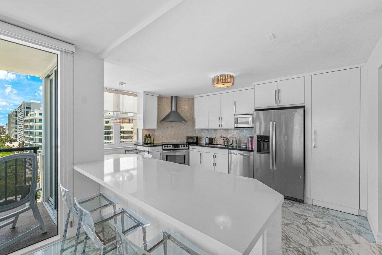 WHITEHALL - Residential